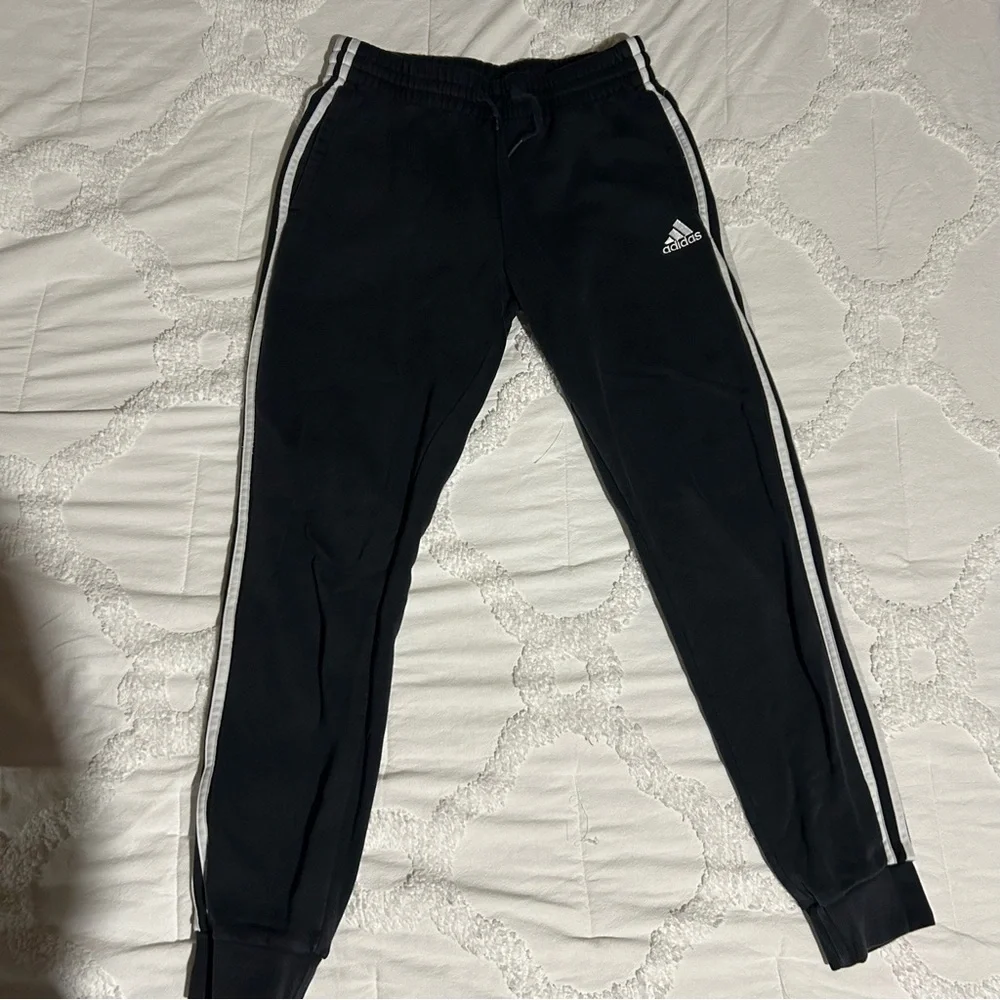 Adidas sweatpants - Picture 1 of 3